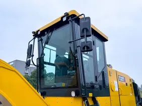 Operator's cabin