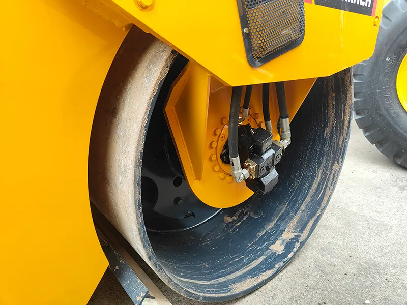 GYS142L Single Drum Vibratory Roller / Soil Compactor